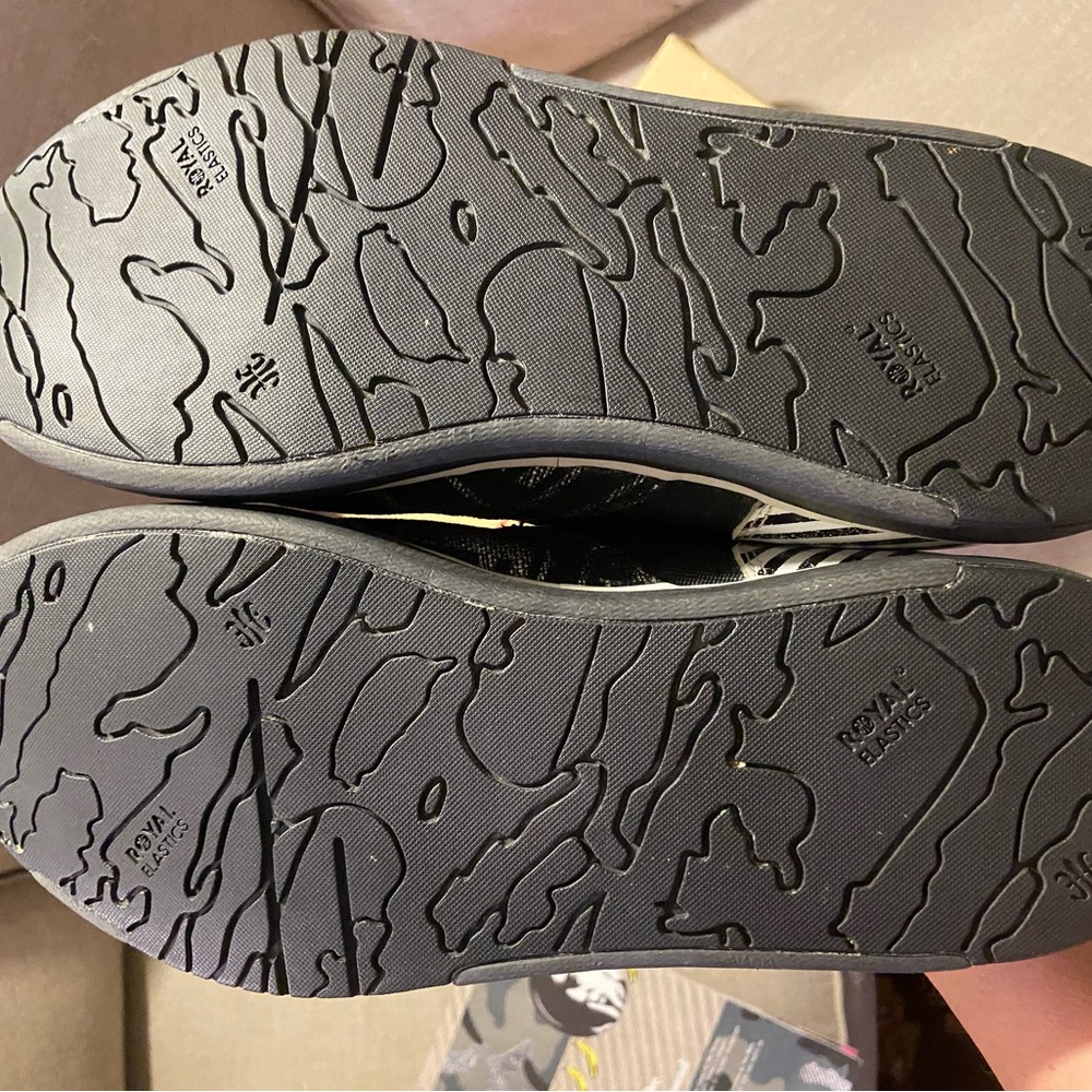 Royal Elastic, Andy Warhol’s Fragile Handle With … - image 7